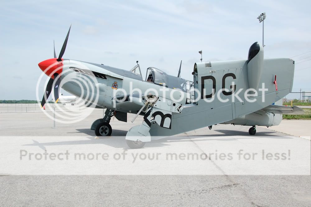 http://i706.photobucket.com/albums/ww65/british_canuck_1989/Warbirds/Firefly_CWHM2.jpg